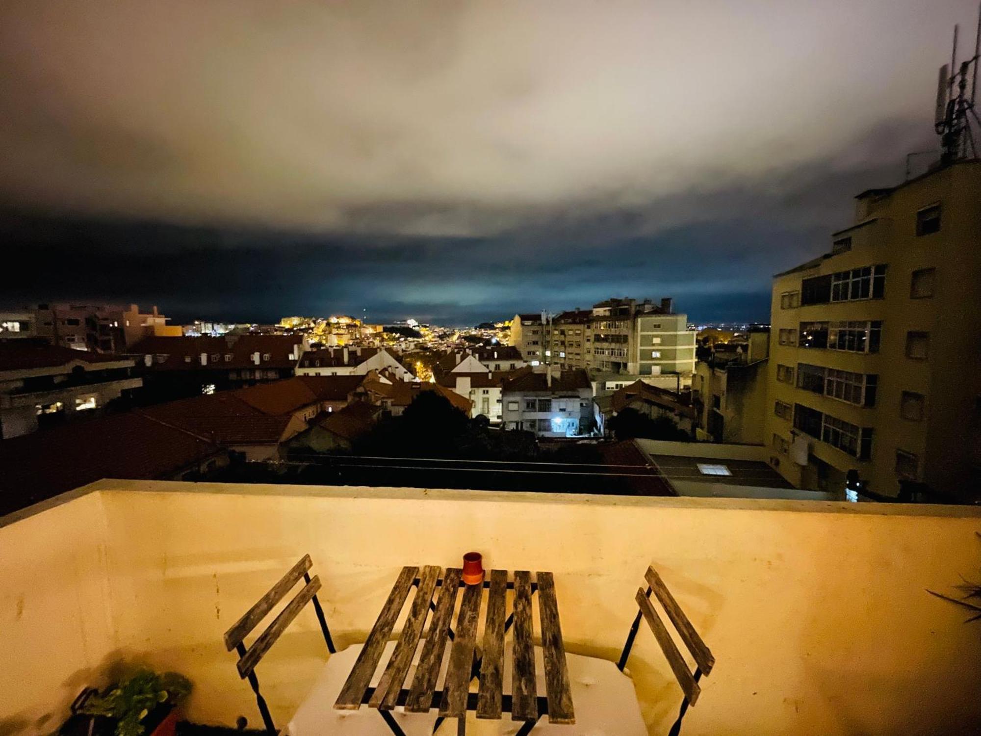 Sunny Apartment With Amazing View Lisabona Exterior foto